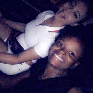 Meet your Posher, Kay